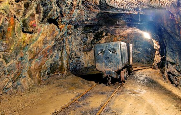 礦山開采安全距離解析 保障生產(chǎn)安全的重要參數(shù)